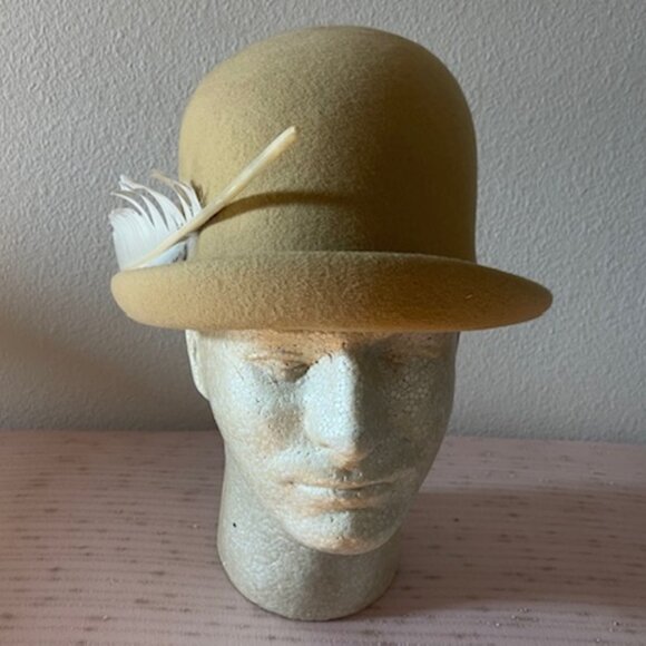 Vintage Oscar de la Renta Tan Feathered Felted Wool Hat 1960s - 7 1/2 inches main image 6